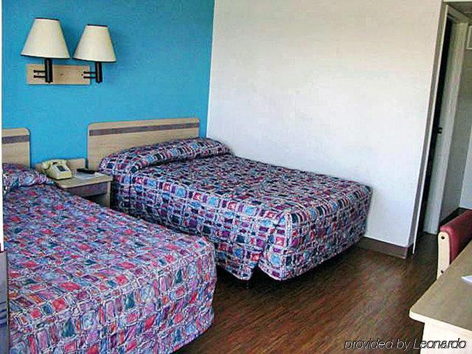 Motel 6 Kansas City, Mo - Airport エクステリア 写真